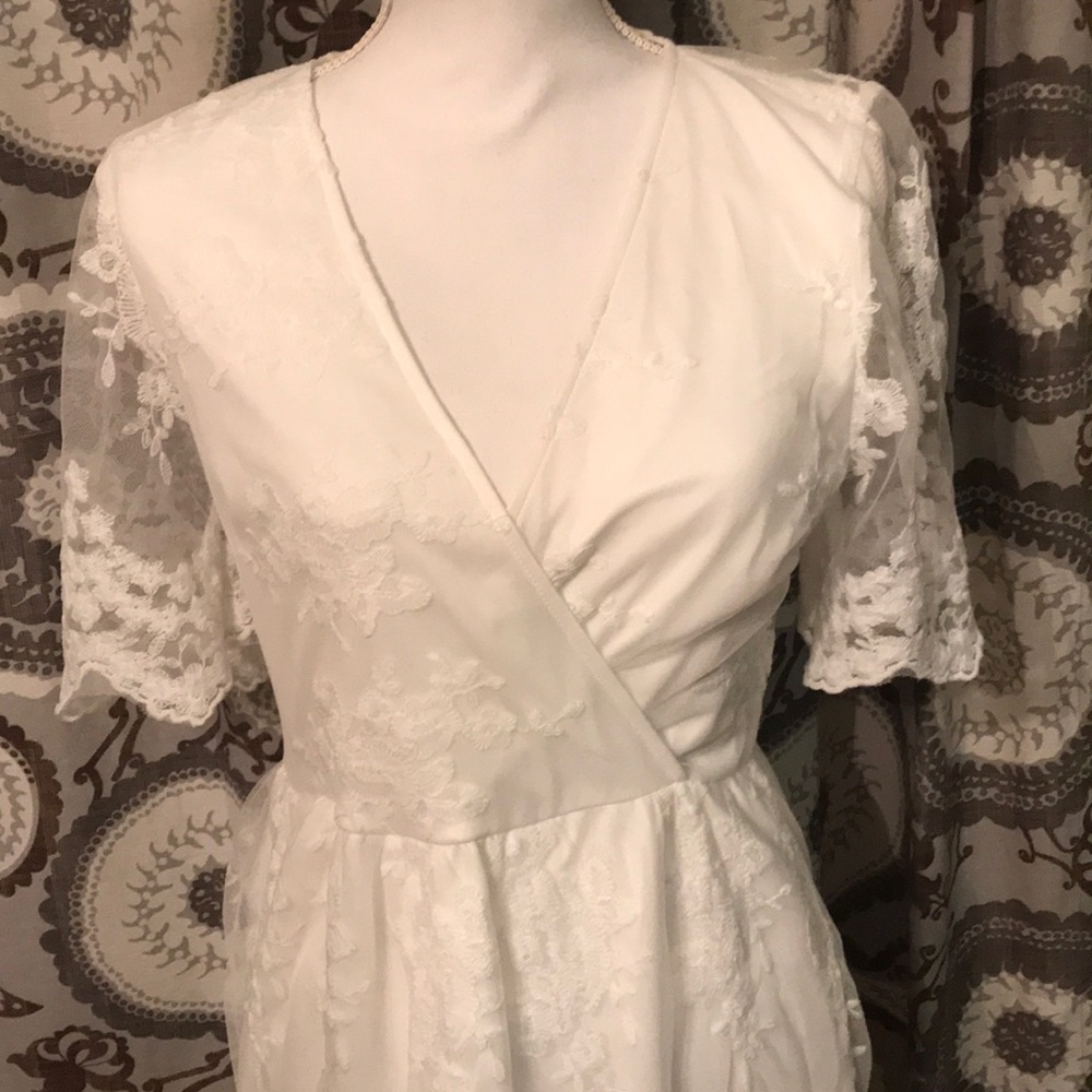 NWT beautiful White Lace Dress